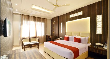 HOTEL RIYASAT Room Type - Deluxe Room