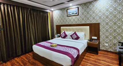 Snow Lotus Room Type - Deluxe  Room ( Non Valley View and Non AC)