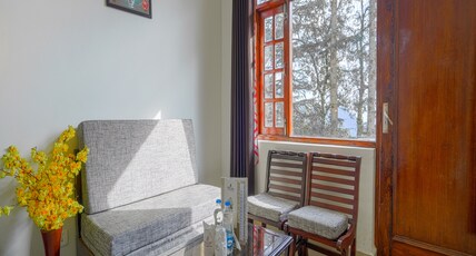 Pax Hotel ARK | Mall Road | Dalhousie Room Type - Deluxe Room with Valley View (without balcony) Pax Hotel ARK | Mall Road | Dalhousie Room Type - Deluxe Room with Valley View (without balcony)