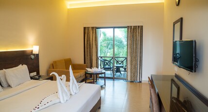 Greenleaf The Resort & Spa, Ganpatipule Room Type - Executive Room With Balcony