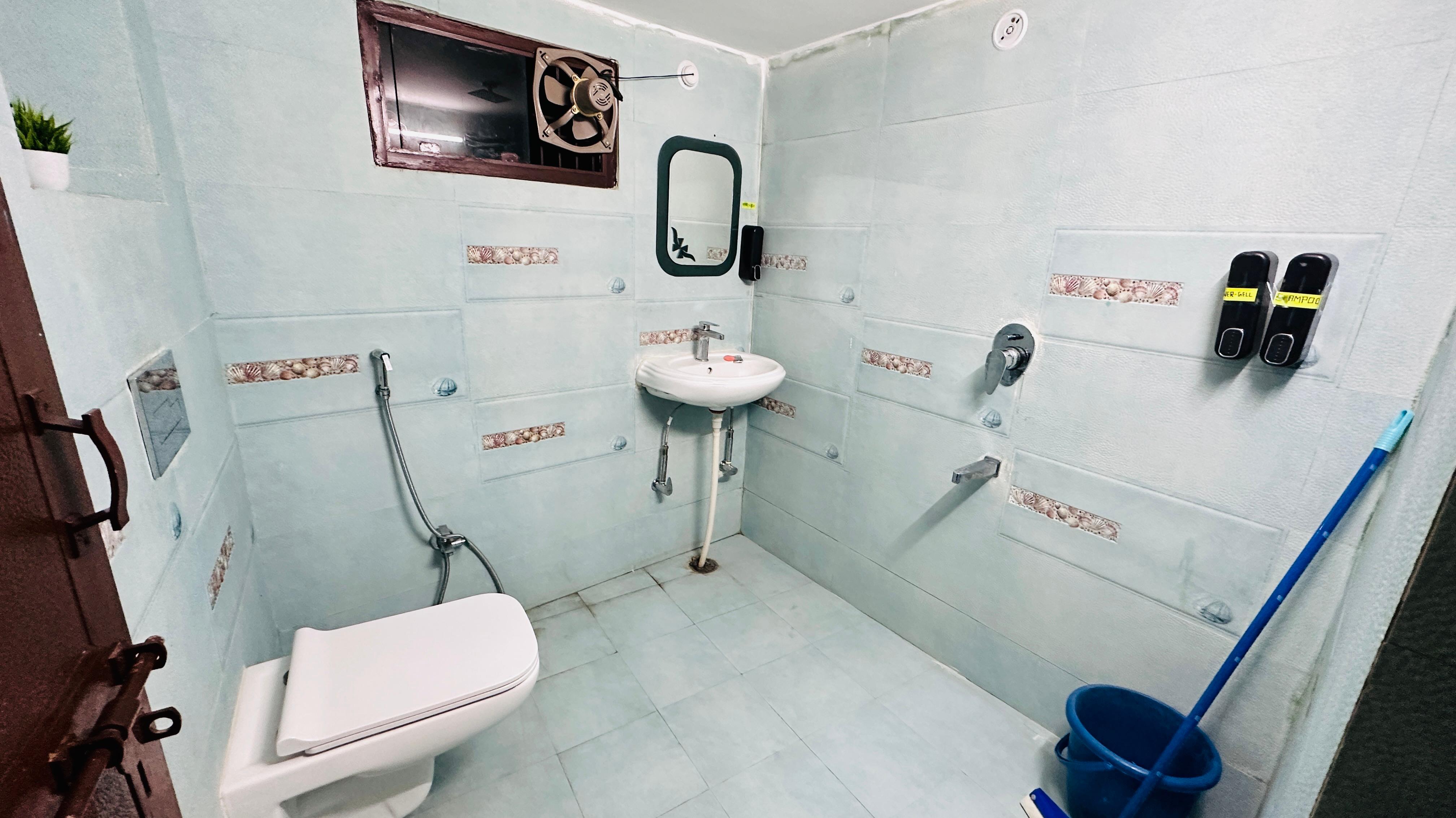 Aparajita Nidhi Homestay - Tap to explore photos