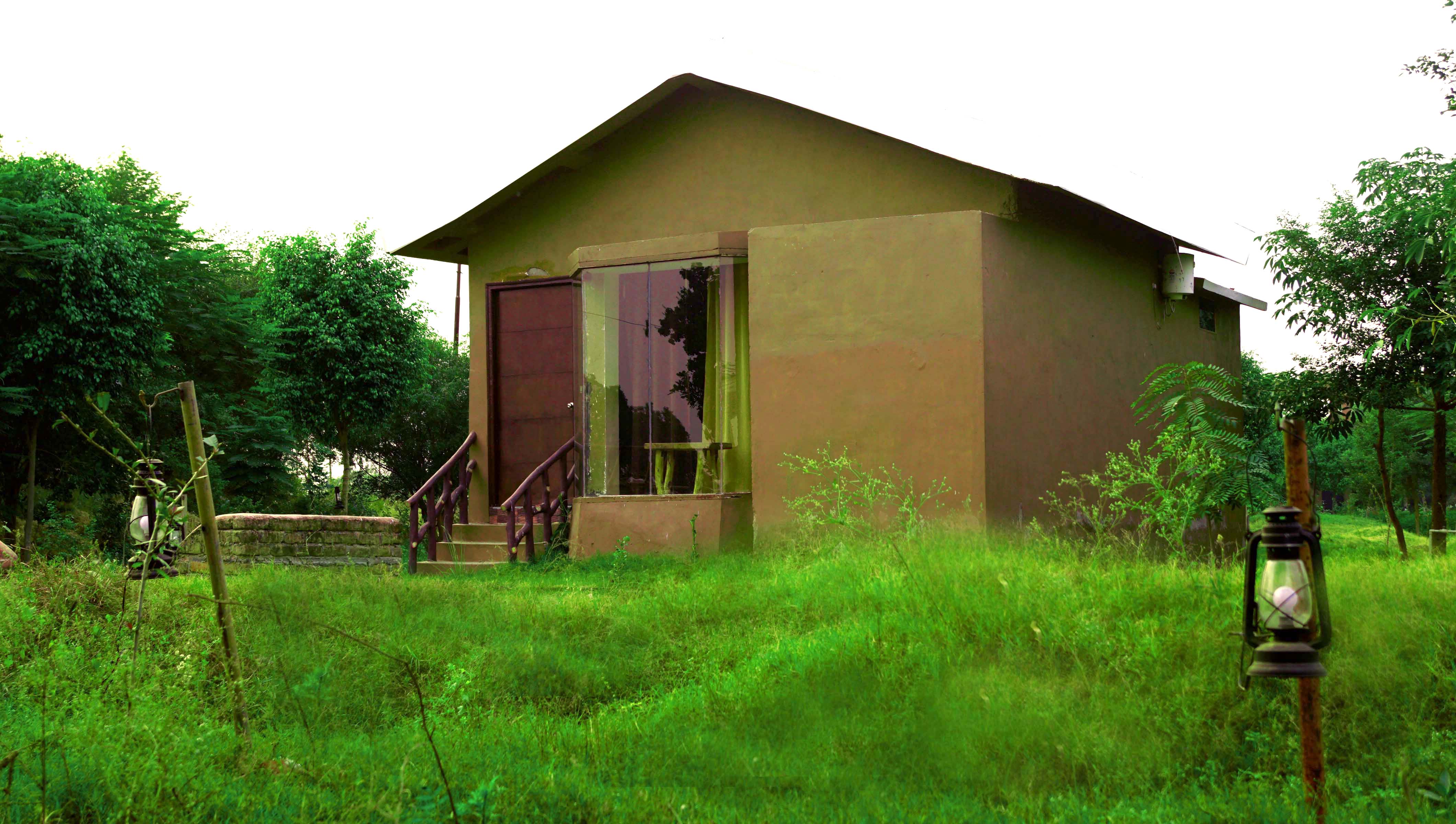 Chambal Wildlife Safari lodge - Tap to explore photos