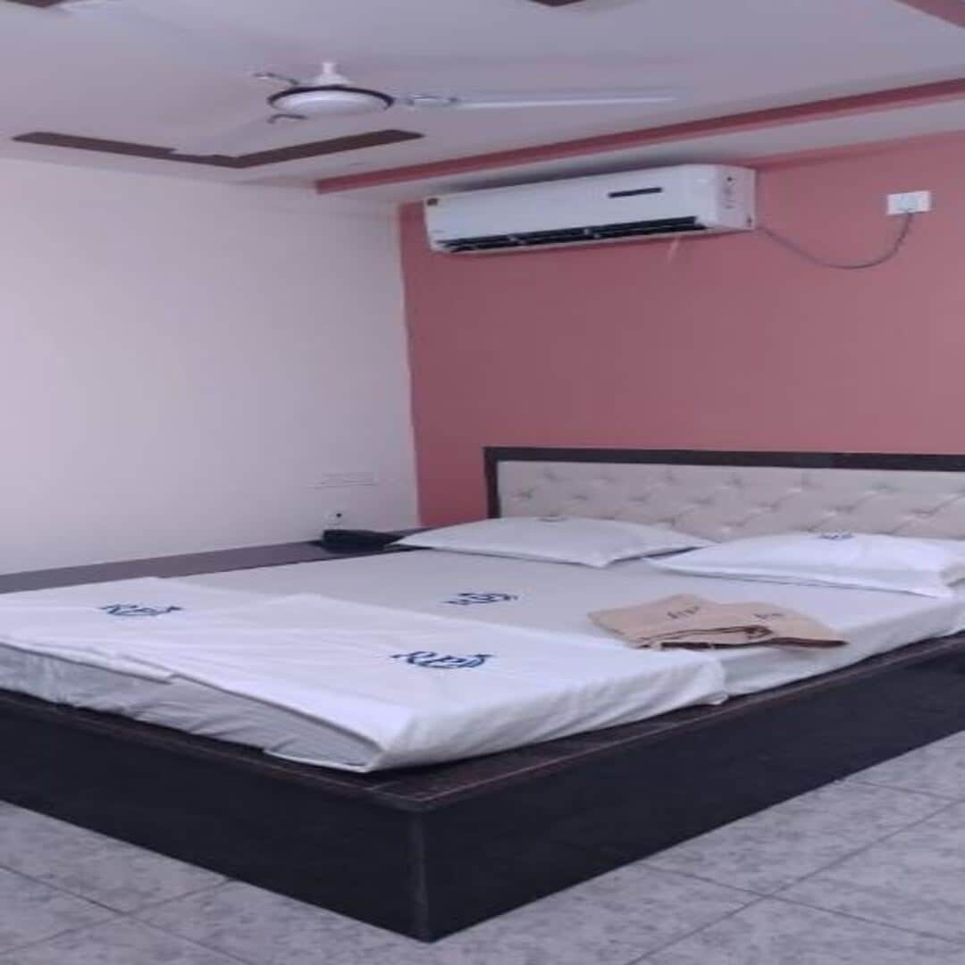 Royal Palace Residency(Jammalamadugu) - Tap to explore photos