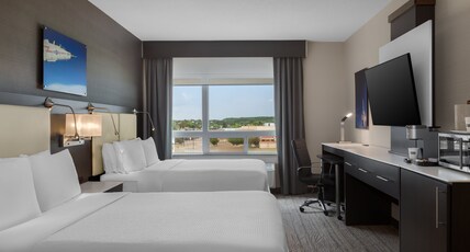 Holiday Inn Express & Suites COLD LAKE Room Type - 2 Queen Suite