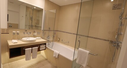 Staybridge Suites BEIRUT Room Type - 2 Bdrm Ste 2 King Bed Sea View Smoking