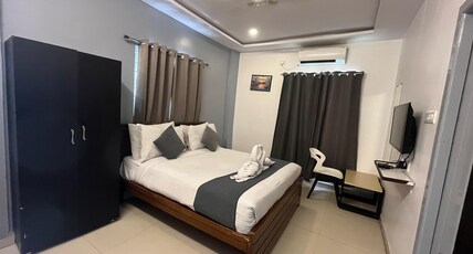 Hotel White Ridge Nagole Room Type - Deluxe Room