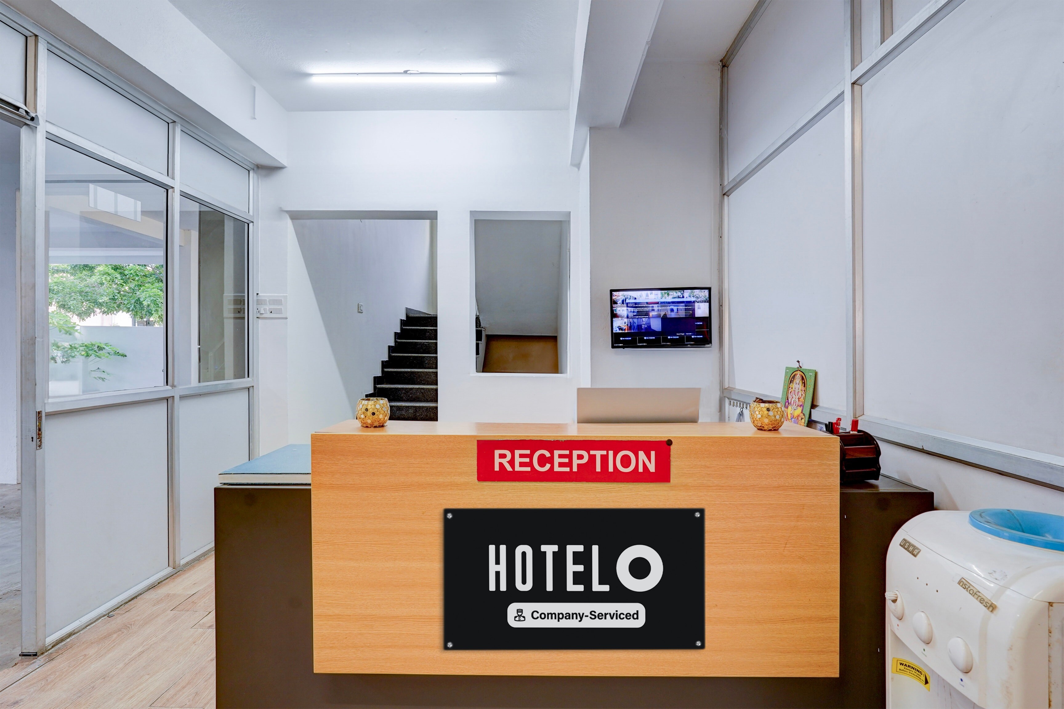 Hotel O Valasaravakkam Near Chandra Metro Mall - Tap to explore photos