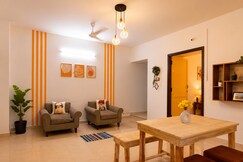 Lively 2 BHK FF Main Town Area