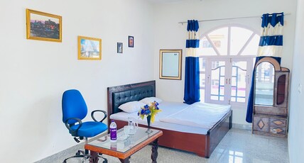 Pall Residencyy Srinagar Room Type - Standard Room