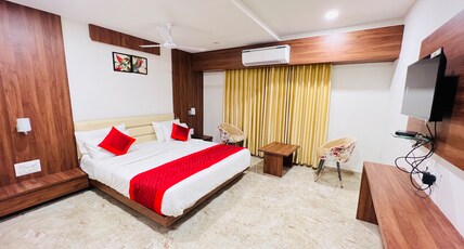 Leela Bizotel Room Type - SUPERIOR CITY VIEW