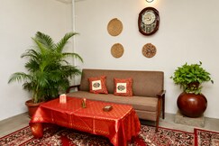 Vintage Home Near Ghats & Temple