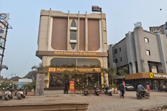 Hotel Gokul Inn & Banquet