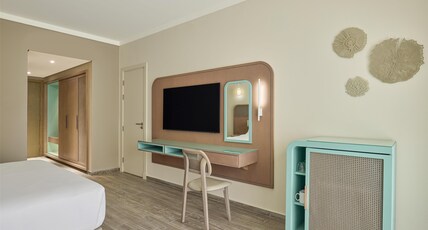 DoubleTree by Hilton Mangroovy El Gouna Resort Room Type - TWO DOUBLE BEDS GUEST ROOM