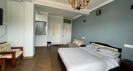 Cafe Sola BnB | Roof Top Cafe with Valley View Room Type - Executive Room with Balcony(306)