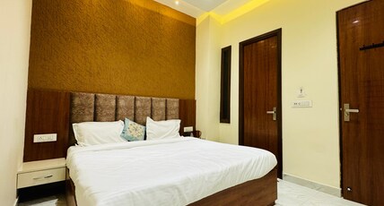 Amritsar Home Stays Room Type - Triple Deluxe Room - With View