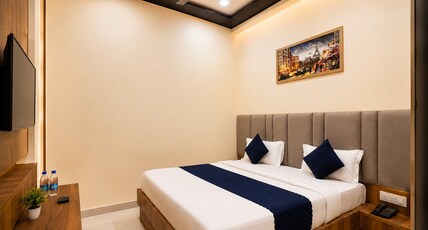 Hotel RK Residency Near Banke Bihari Mandir Room Type - Deluxe Room Hotel RK Residency Near Banke Bihari Mandir Room Type - Deluxe Room