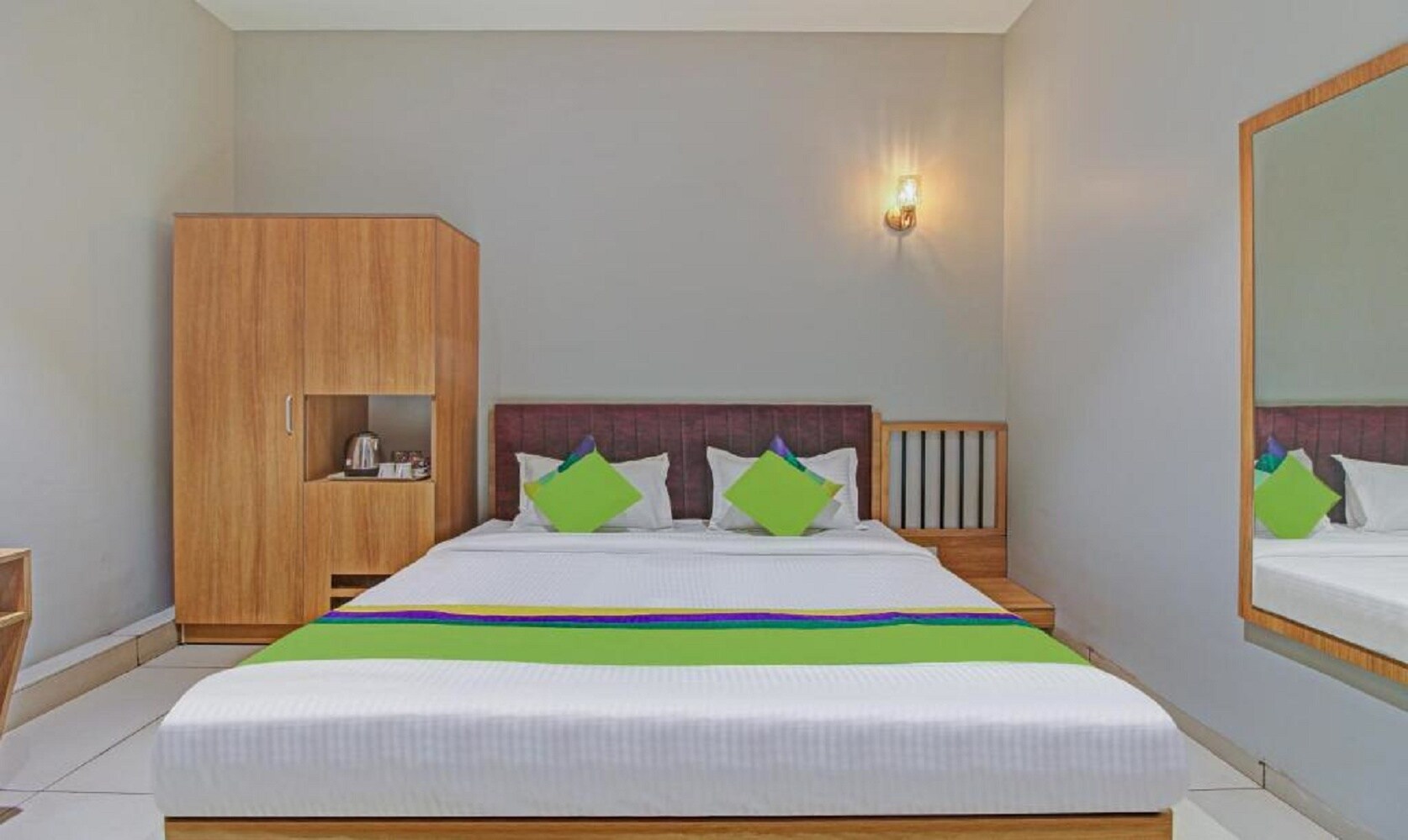 Hotel Matoshree Inn - Tap to explore photos