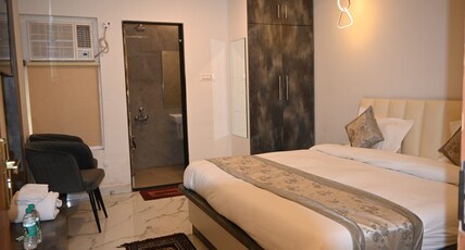 RamLala Hotel Room Type - Deluxe Family Bed Room