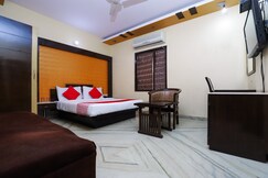 Hotel O J P Inn Near Patel Nagar Metro Station