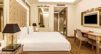 Ramada by Wyndham Istanbul Golden Horn Room Type - Standard Triple Room