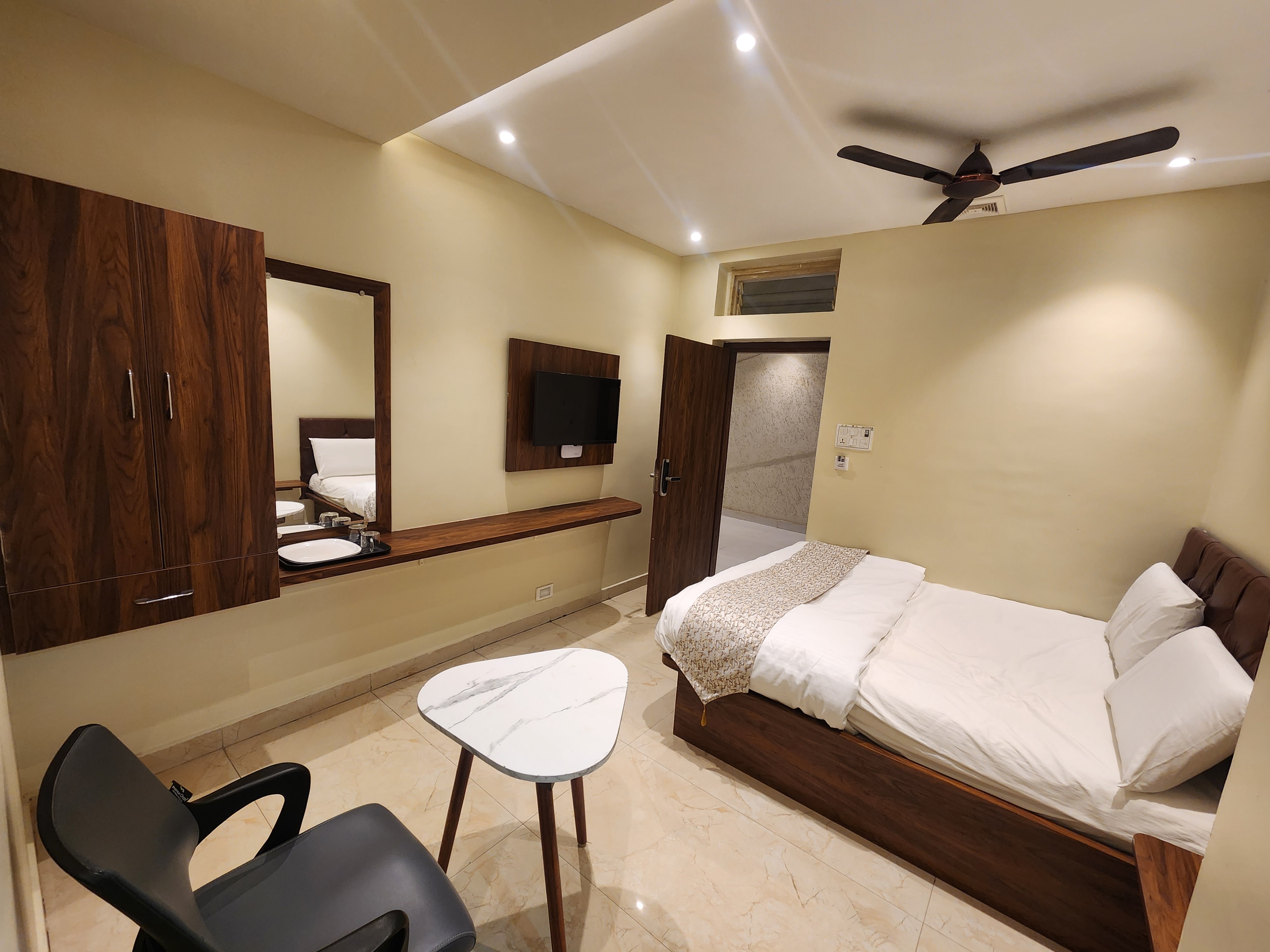 Main gallery