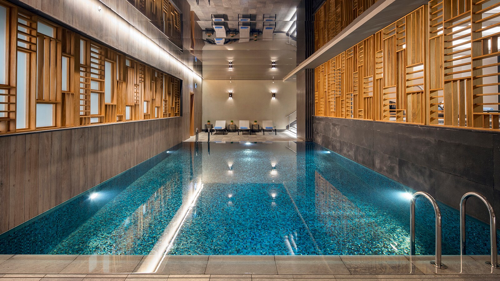 Hilton Istanbul Maslak - Tap to explore photos