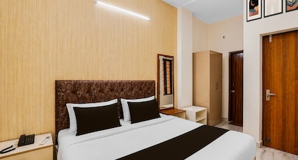 Super Collection O Sector 78 Mohali Formerly Hotel Prince Room Type - Classic Super Collection O Sector 78 Mohali Formerly Hotel Prince Room Type - Classic