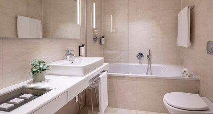 Best Western Plus Tower Hotel Bologna Room Type - 1 King Bed, Standard Room