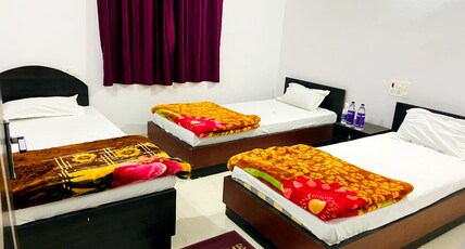 Gaurav Guest House, Bodhgaya Room Type - Triple AC