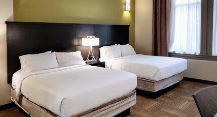 Staybridge Suites BALTIMORE - INNER HARBOR, an IHG hotel Room Type - 2 Queen Studio Suite Ground Floor