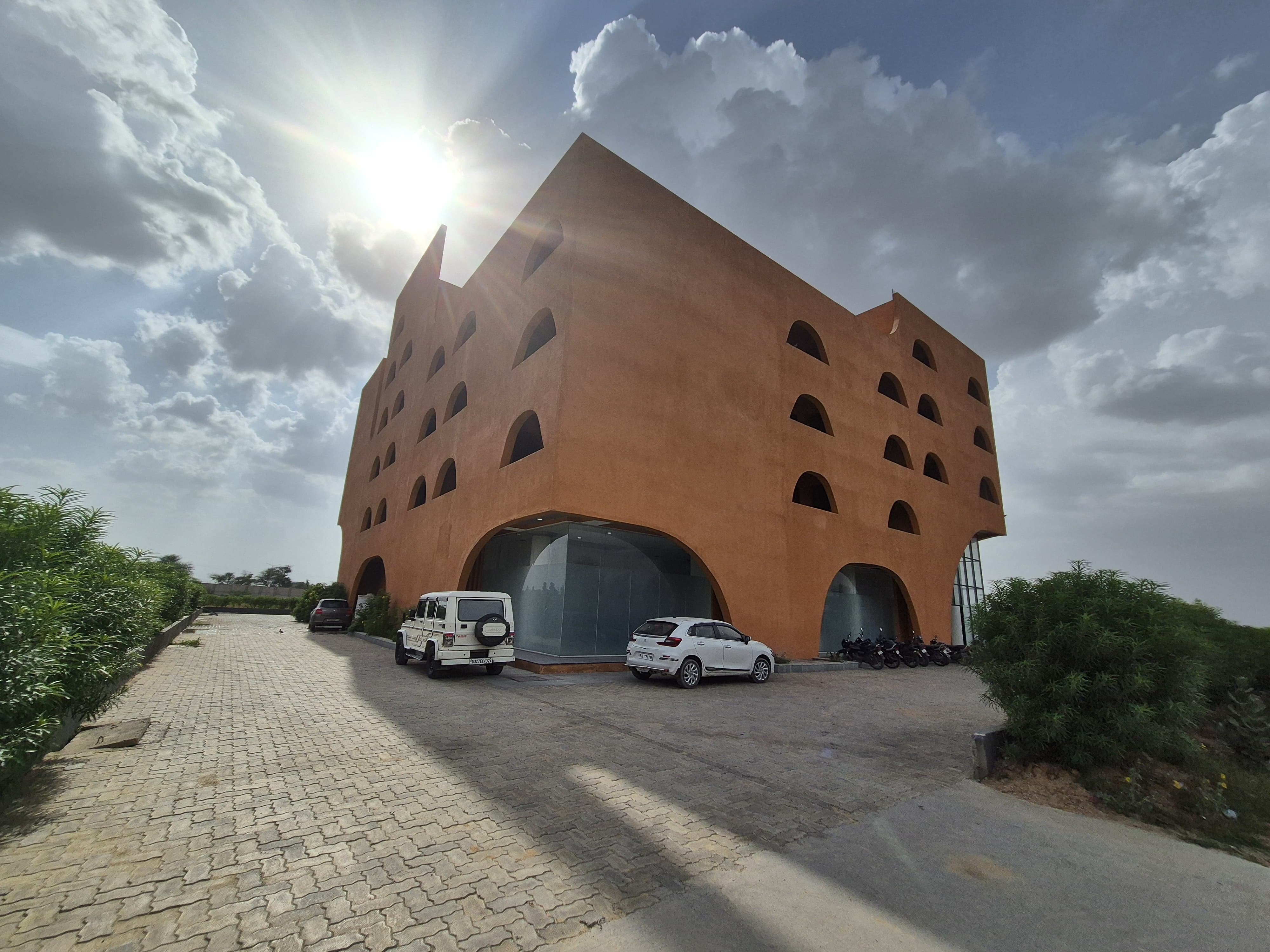 Shree Cement Guest House- Nawalgarh - Tap to explore photos