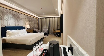 Hotel Express Inn Heritage Room Type - Presidential Suite