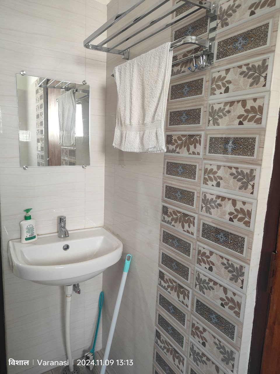 Geeta's Homestay | 2BHK & 3BHK Apartment - Tap to explore photos
