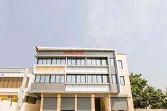 StayGuru Hotel Atithi