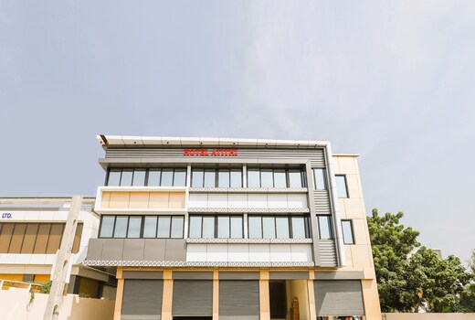StayGuru Hotel Atithi