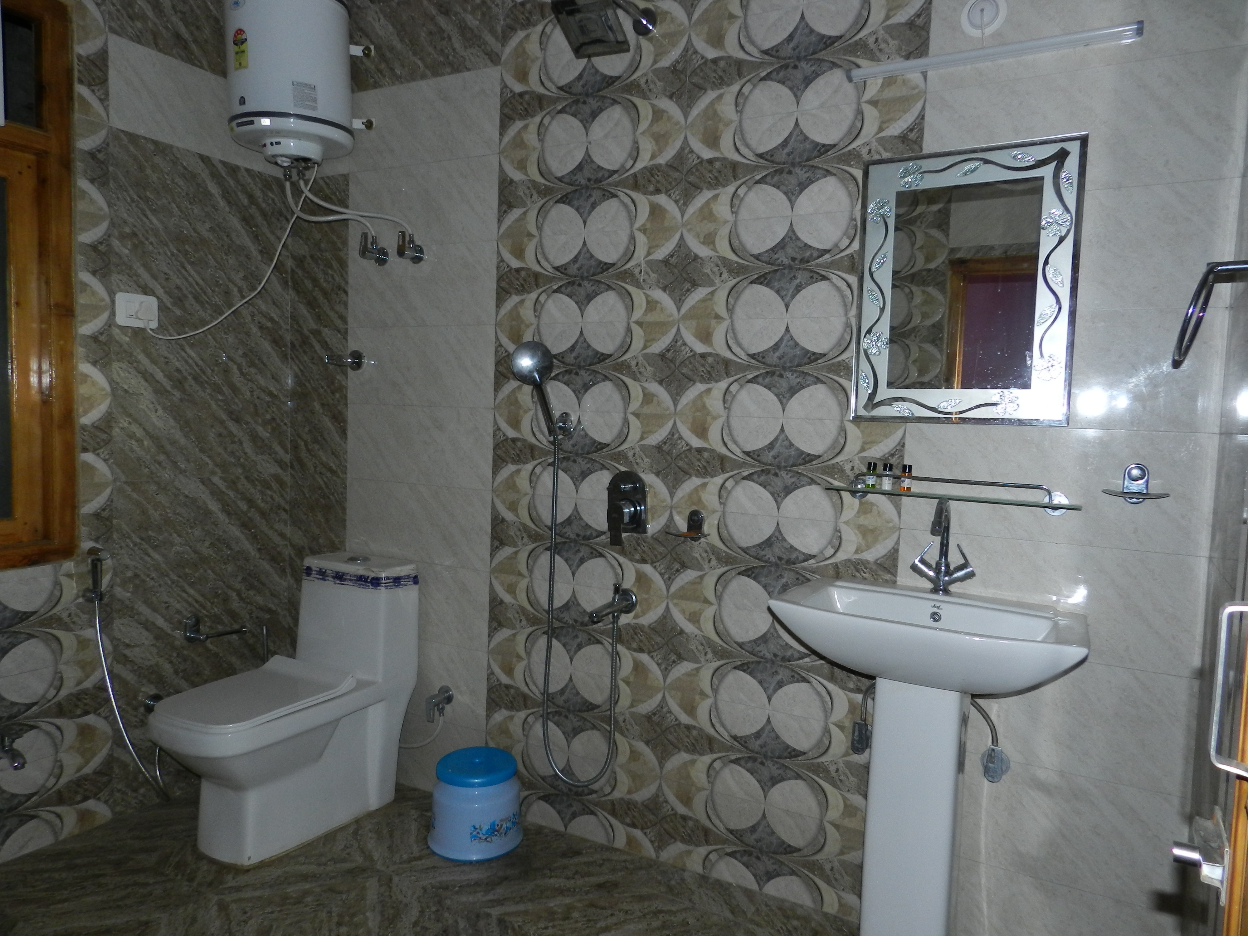 The Banoak Homestay - Tap to explore photos
