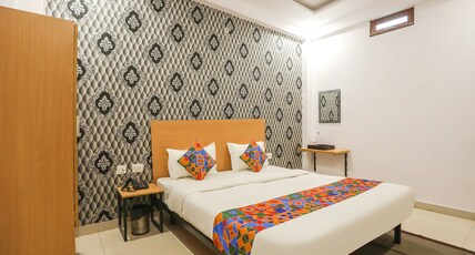 FabHotel Pranjul Inn Room Type - Suite Room