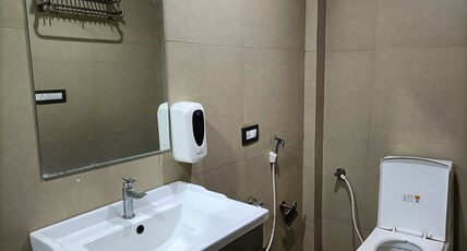 Kasturi International Room Type - Suite AC Room
