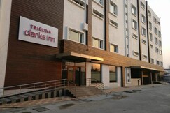 Triguna Clarks Inn Kurnool