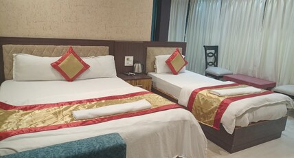 The Brahmaputra Hotel Room Type - Premium King 3 Beded