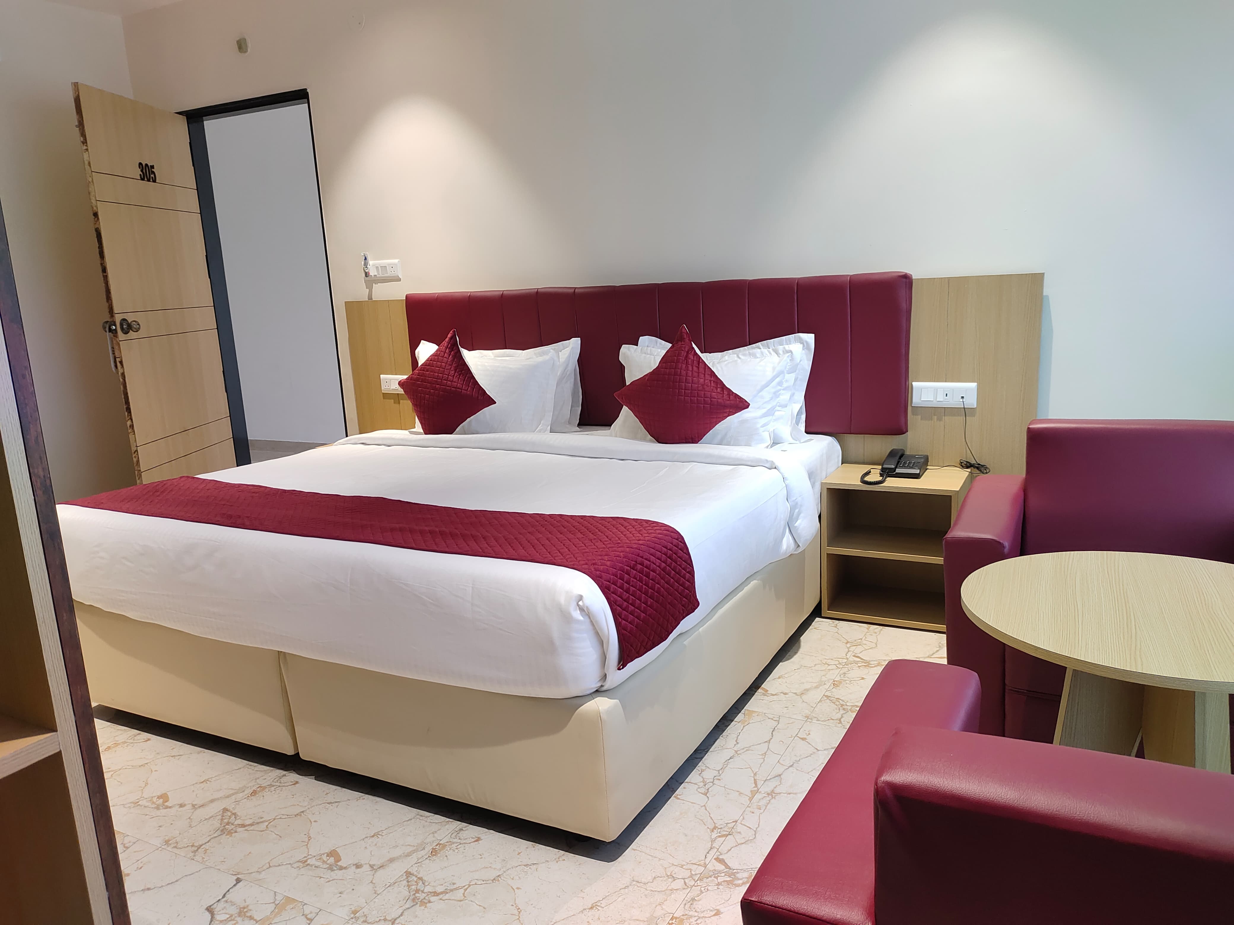 HOTEL MERIDIAN BLUE - Tap to explore photos