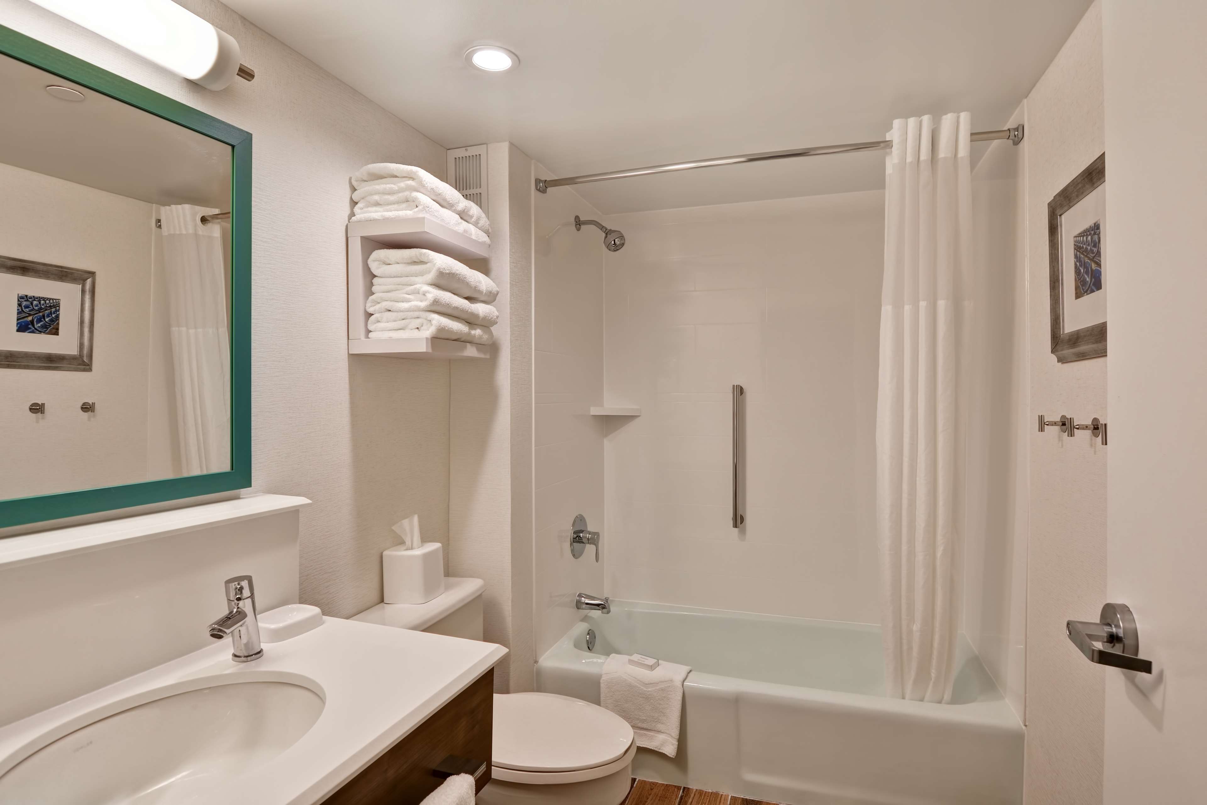 Hampton Inn by Hilton State College - Tap to explore photos
