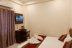 Address of Mahalaxmi Paying Guest House  300 Mtr. from Assi Ghat, Varanasi