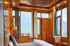 Hi Strangers Stay Manali