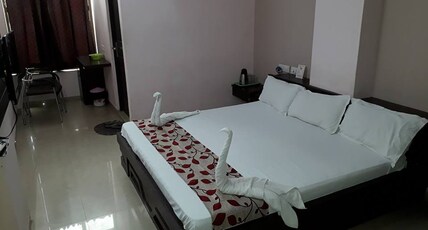 Hotel Shivam Fort View Room Type - Deluxe