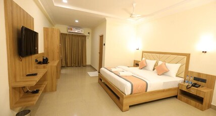 The Chances Inn Room Type - Premium Deluxe AC Room