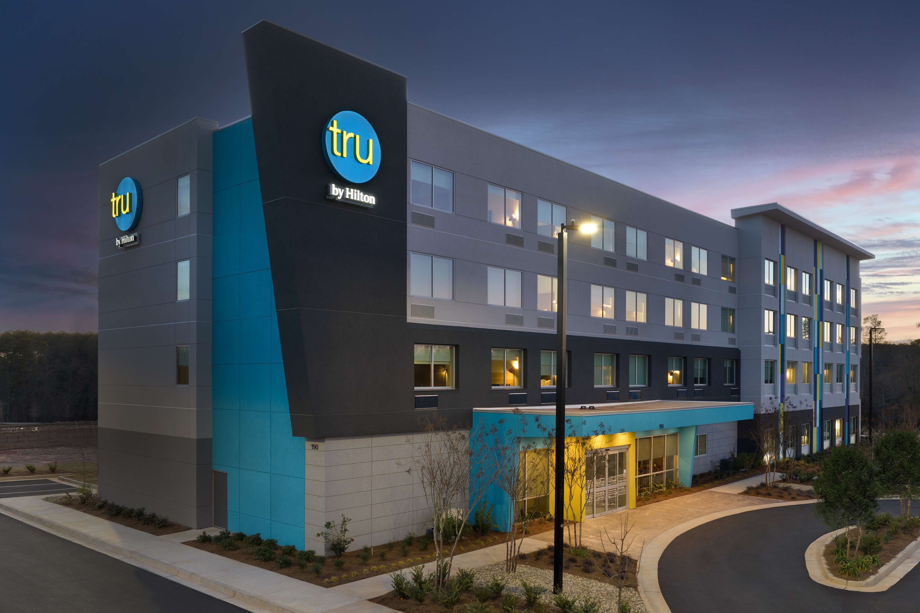 Tru by Hilton North Augusta - Tap to explore photos