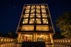 Hotel Silver Heights