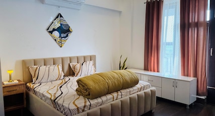 Sky-High Aravalli Oasis : 3BR Luxe w/ scenic views Room Type - Sky-High Aravalli Oasis : 3BR Luxe w/ scenic views