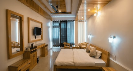 Shiva Home Stay Room Type - Executive Room